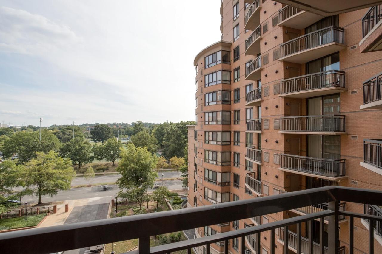 Stylish And Charming Apartment In Pentagon City Arlington Extérieur photo